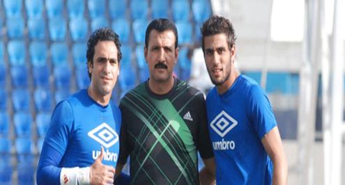 المرخية القطري يحتفل بمدربيه المصريين